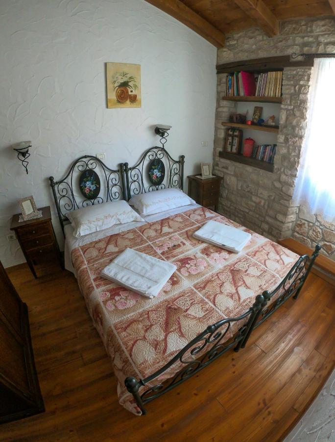 City Center Coastal Escape - Apartments With Sea View Or Cozy Room Novigrad Istria Kültér fotó