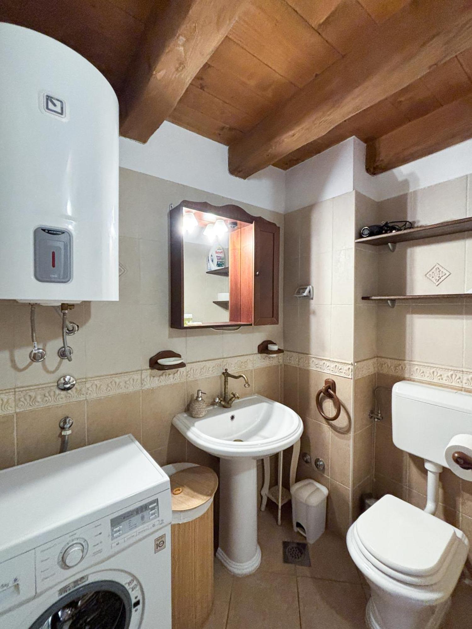 City Center Coastal Escape - Apartments With Sea View Or Cozy Room Novigrad Istria Kültér fotó