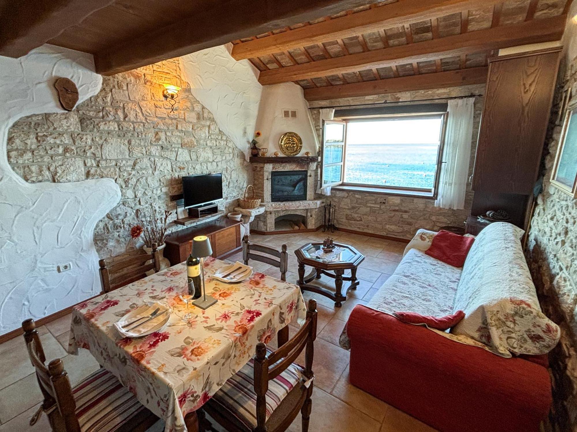 City Center Coastal Escape - Apartments With Sea View Or Cozy Room Novigrad Istria Kültér fotó