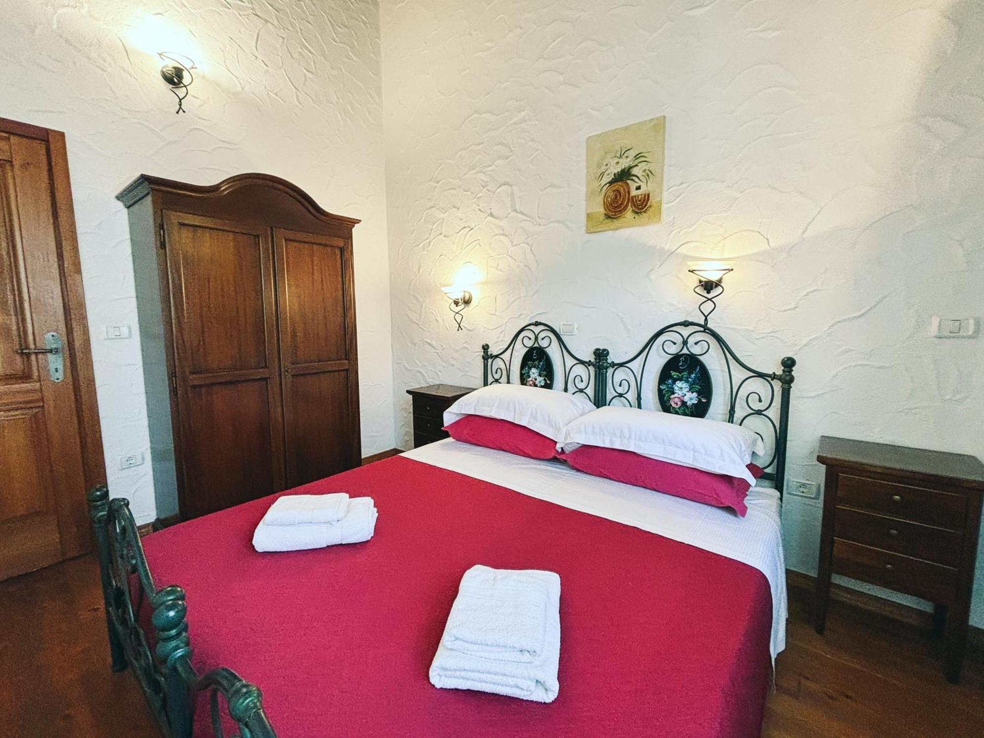 City Center Coastal Escape - Apartments With Sea View Or Cozy Room Novigrad Istria Kültér fotó