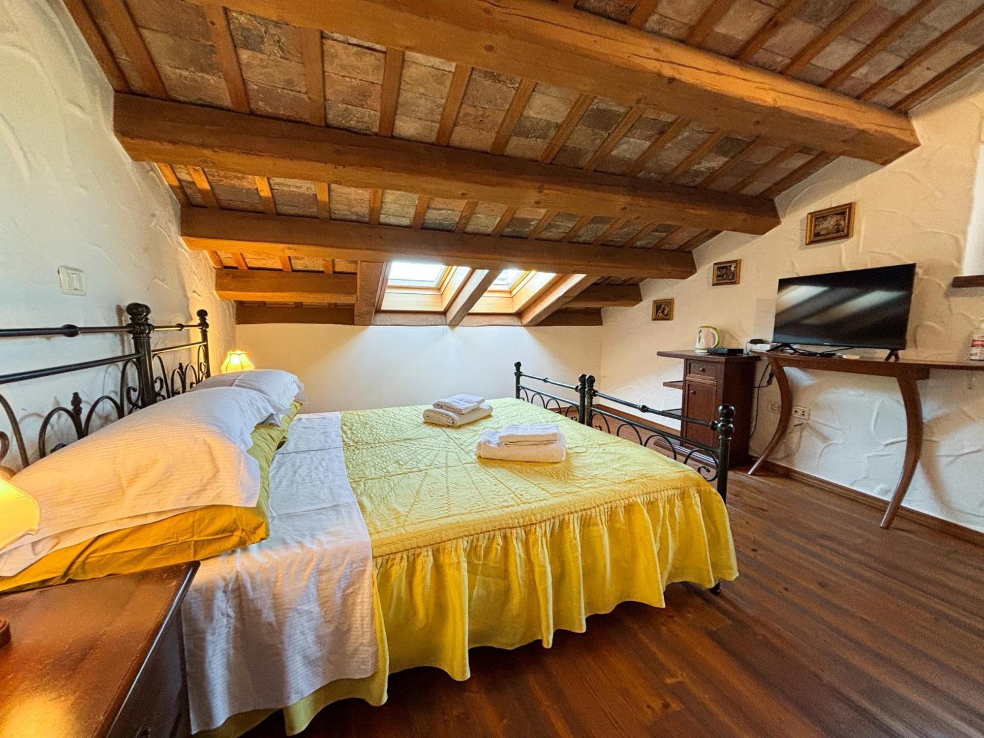 City Center Coastal Escape - Apartments With Sea View Or Cozy Room Novigrad Istria Kültér fotó